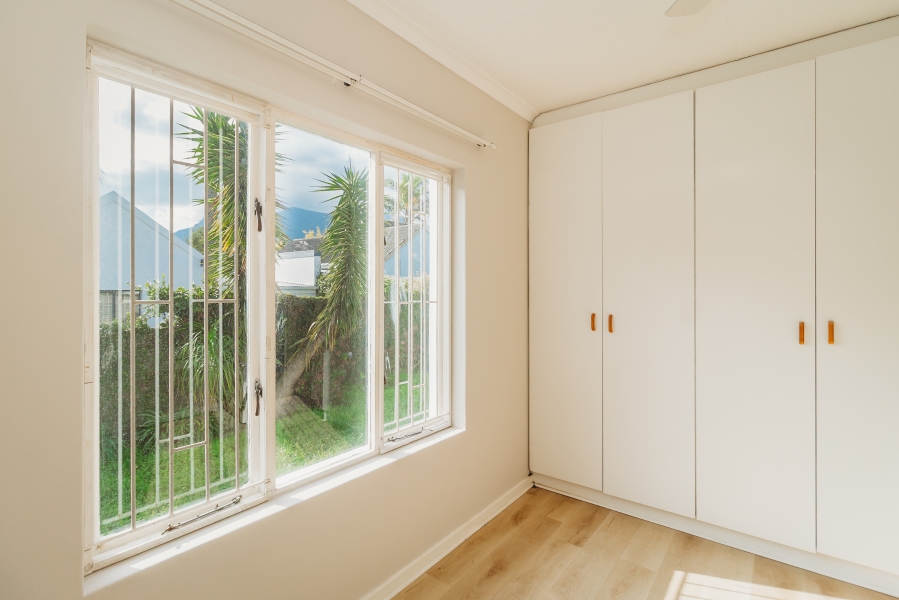 2 Bedroom Property for Sale in Heather Park Western Cape